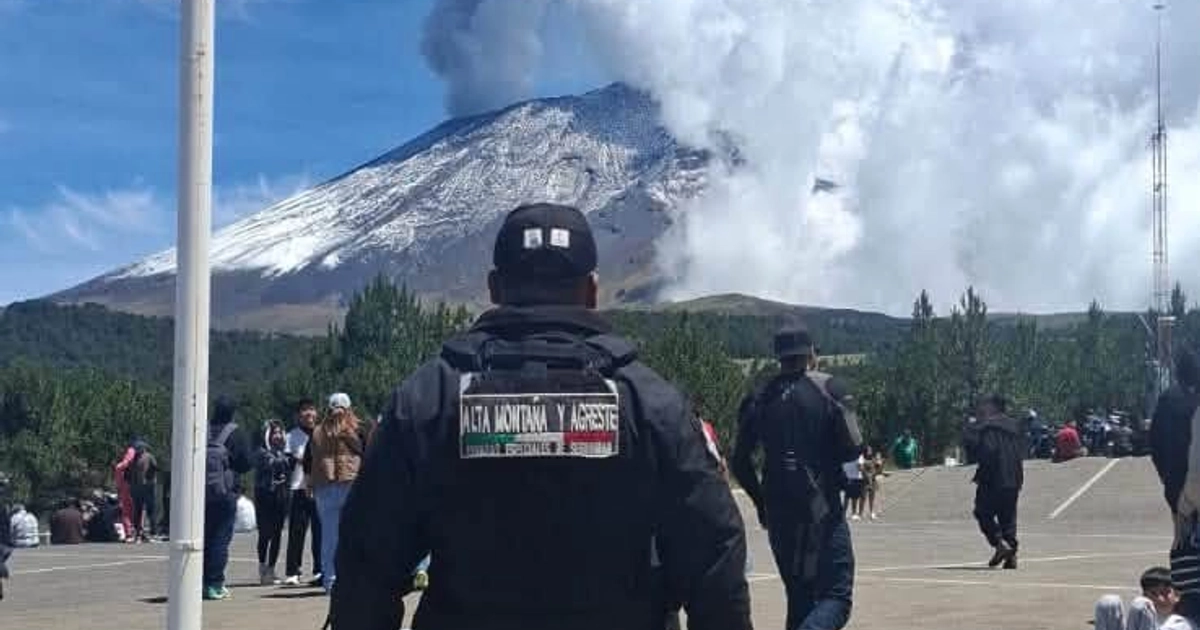 El Semáforo de Alerta Volcánica permanece en Amarillo Fase 2, lo que implica que la actividad observada es considerada dentro de los parámetros normales para esta etapa. (Secretaría de Seguridad del Estado de México)