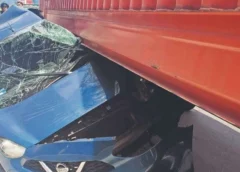 ¿Cómo sobrevivieron? Tráiler destroza automóvil con cuatro menores en la México-Toluca