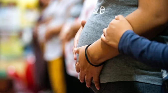 Rechazo total al caso de niña de 11 años embarazada que conmociona al país