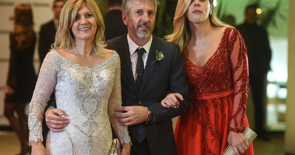 Jorge Messi con Celia Cuccittini y su hija María Sol antes de la boda de Lionel y Antonela