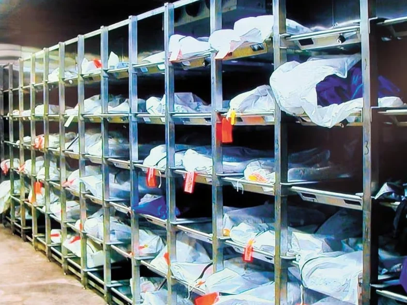 La Oficina Forense almacena huesos, ropa y credenciales para lograr la identificación. Foto: Especial.