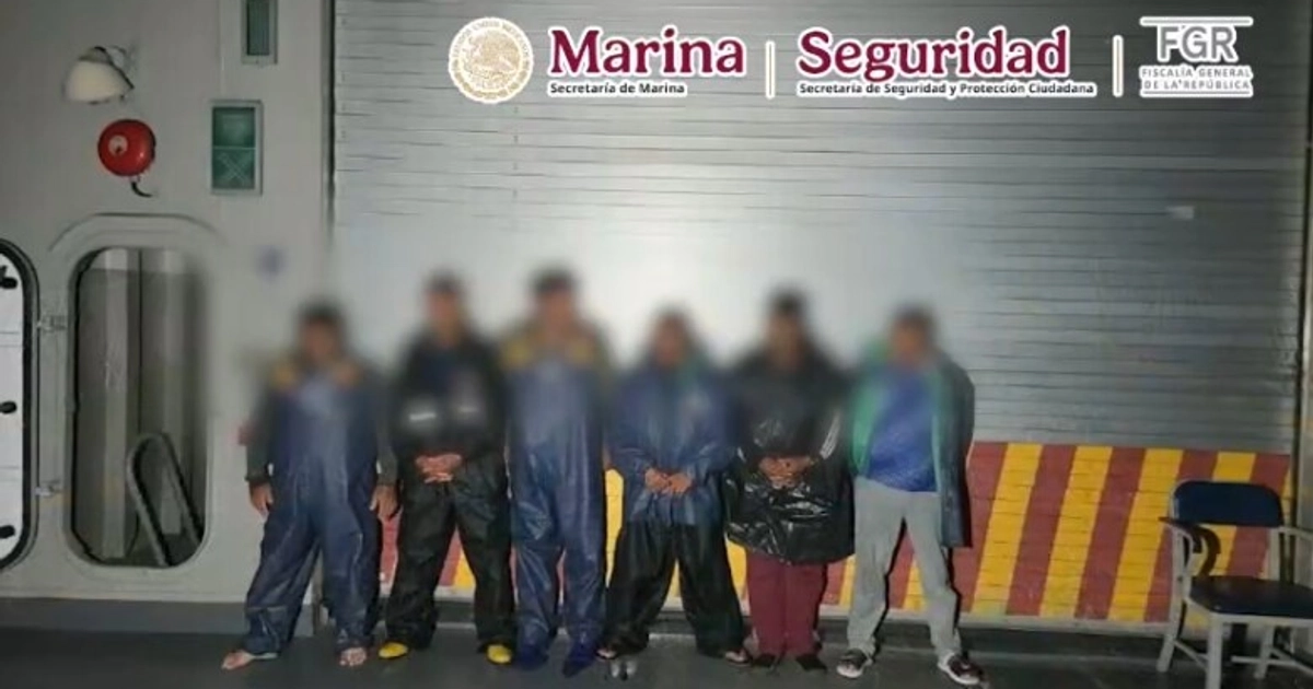 Detivieron a seis personas que trasladaban la droga Foto: SeMar FGR
