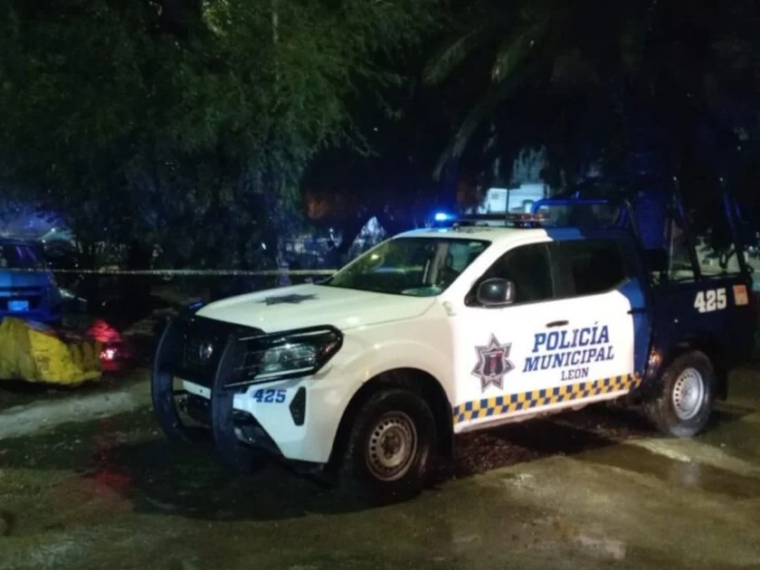 Asesinan a mujer en León y queman la casa donde se encontraba