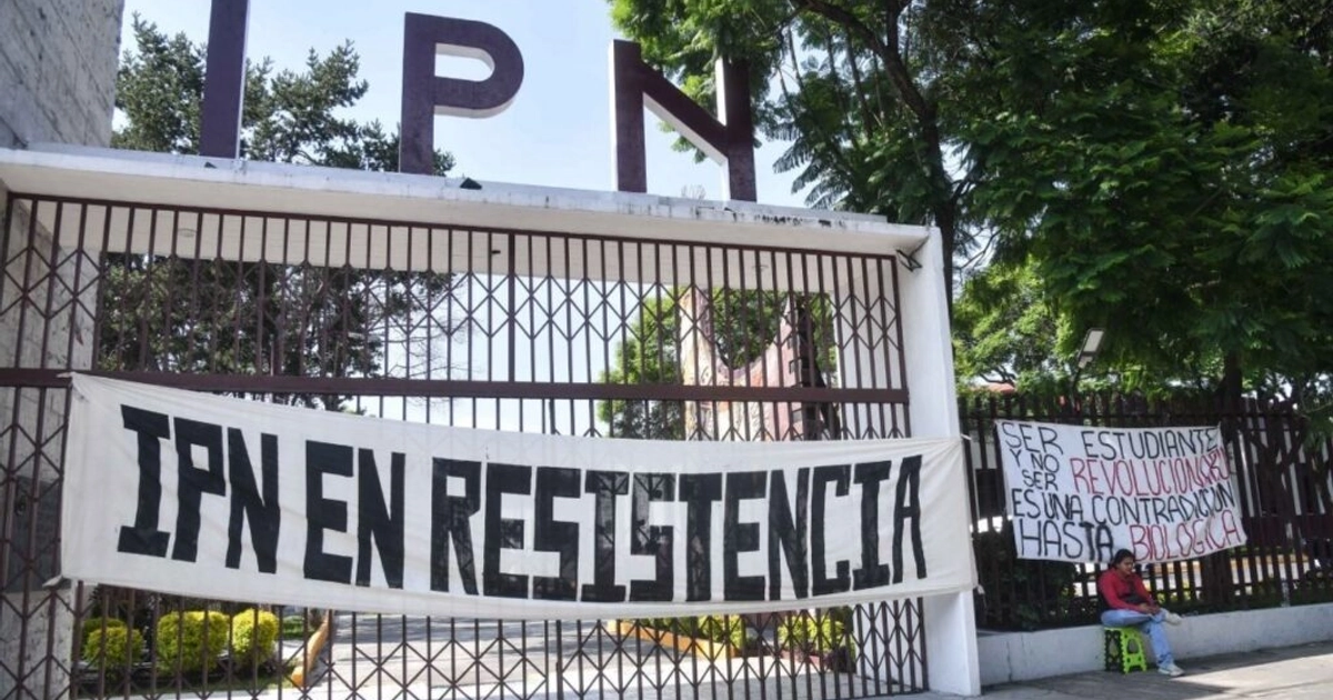 Toma del canal once por alumnos del IPN