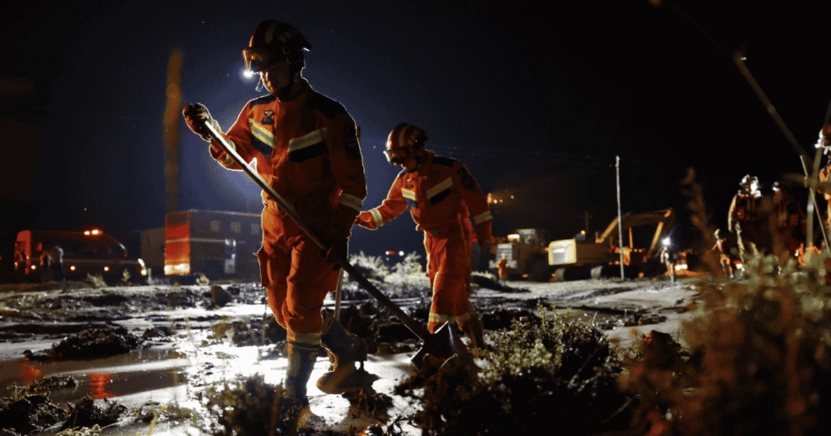 Riada en China deja 25 muertos y 23 heridos; cifra podría aumentar. Foto: AFP