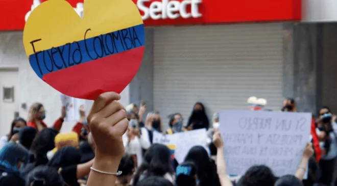 Embajada de Colombia en México pide evitar colectas no verificadas; aún no abren centro de acopio