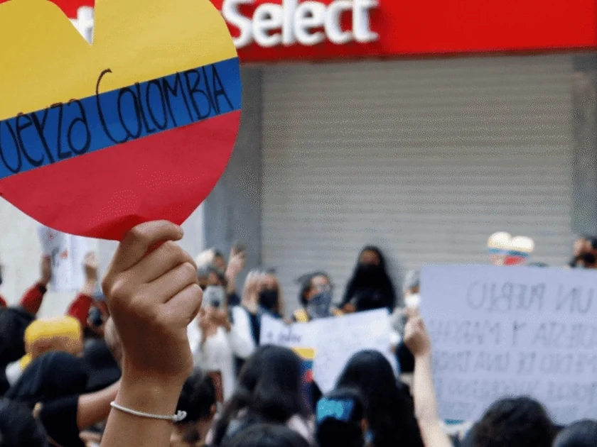 No hay centro de acopio oficial aún, señala Embajada de Colombia. Foto: AFP