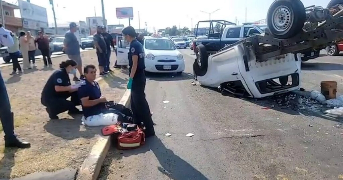 trailer-sin-frenos-choque-multiple-21-lesionados
