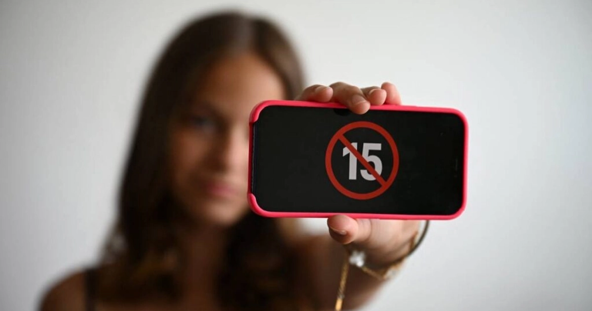 La educación digital debe acompañar una regulación sobre redes sociales