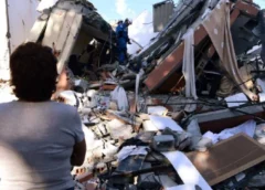 Sube a 224 la cifra de muertos por terremoto de 7.4 en Colombia; surgen nuevos videos
