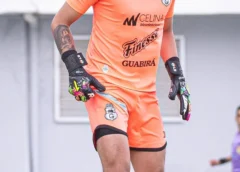 Conmoción en el fútbol: un arquero se dejó hacer tres goles en un partido tras recibir amenazas de muerte contra su familia