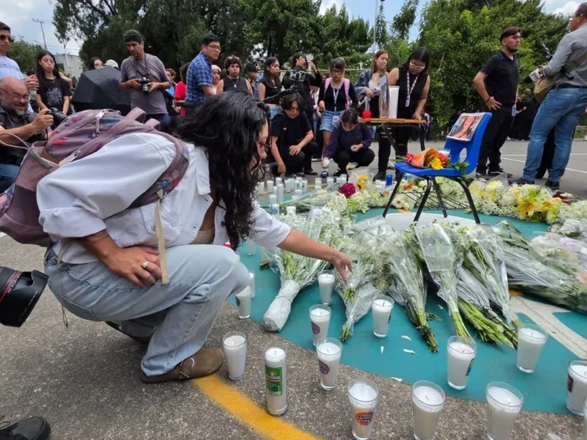 En la Universidad Autónoma del Estado de Morelos, compañeros y directivos se pronuncian por el feminicidio de la alumna Claudia Tacoronte, proveniente de España. Foto: Justino Miranda/EL UNIVERSAL