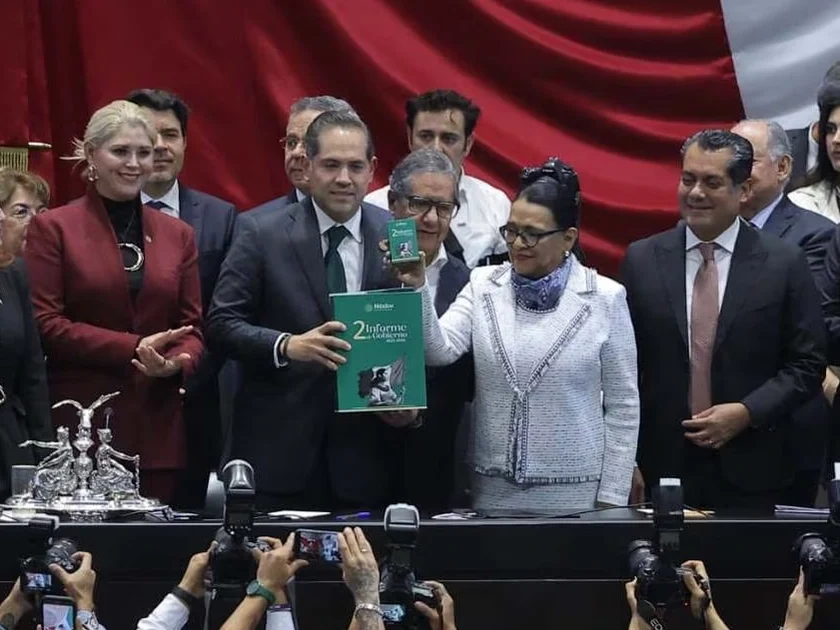 Rosa Icela Rodríguez hace entrega del segundo informe de gobierno presentado esta mañana por la presidenta Claudia Sheinbaum (01/09/2026). Foto: Gabriel Pano / EL UNIVERSAL