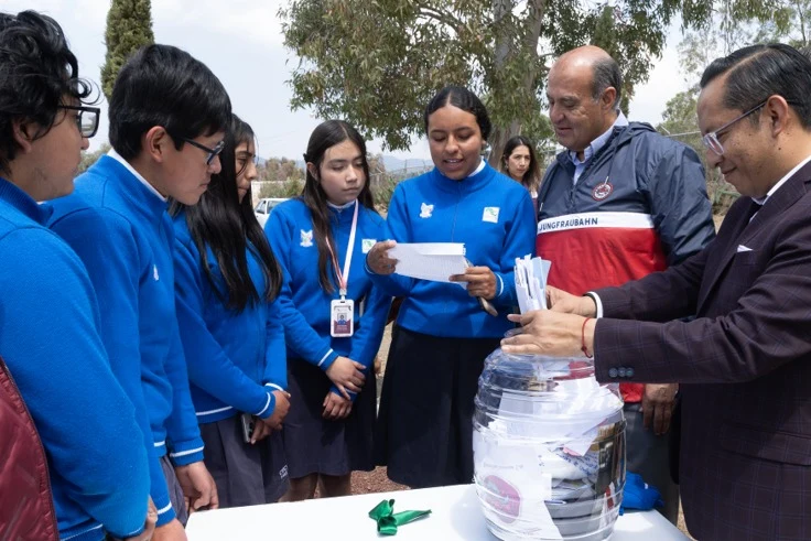 El CECyTEH moderniza su oferta educativa con ocho carreras técnicas para el ciclo 2026-2027