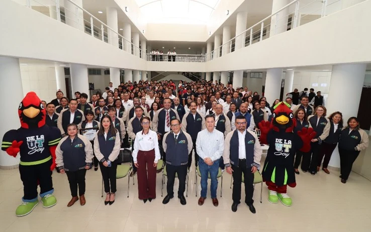 La UT de Tula-Tepeji reconoce su trayectoria académica y laboral en su 35 aniversario