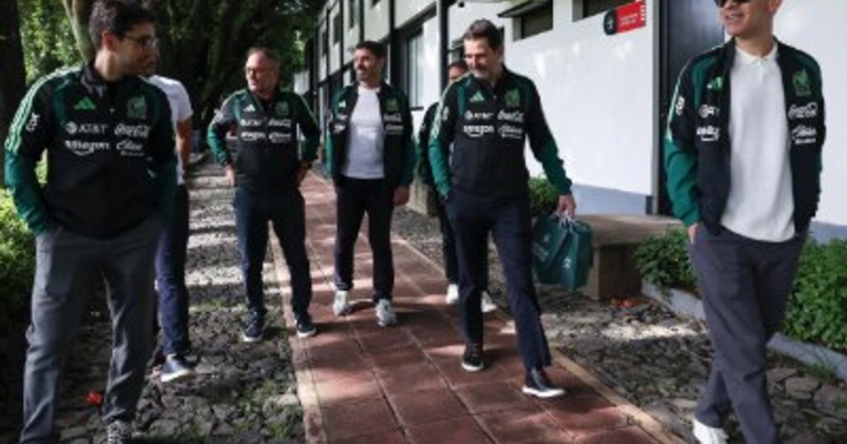 La delegación del Tri incluye a Márquez, Duilio Davin y Andrés Lillini para establecer comunicación con los 18 clubes de la Liga MX. (Instagram/ @miseleccionmx)