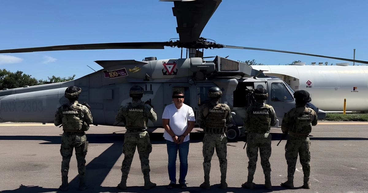 Traslado de El Jardinero del CJNG. Foto: Especial Marina