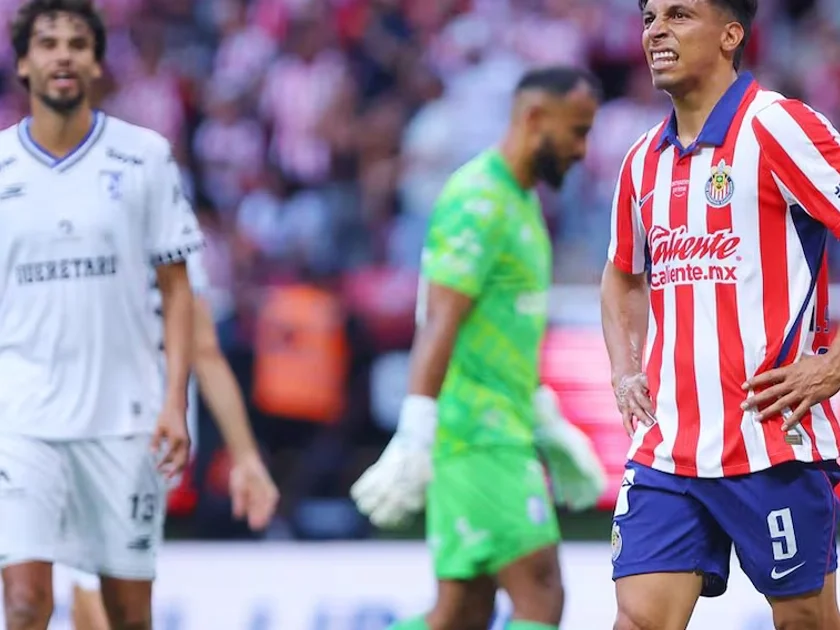 Chivas es sorprendido por Querétaro en el Estadio Akron / Foto: Imago7