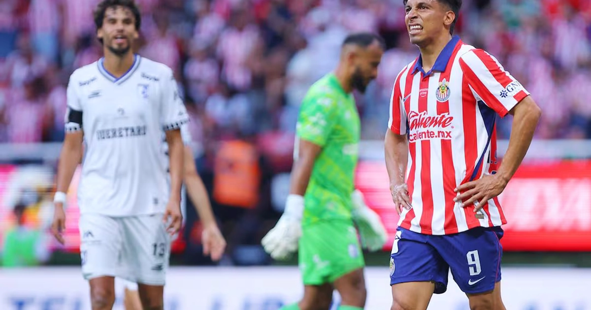 Chivas es sorprendido por Querétaro en el Estadio Akron / Foto: Imago7