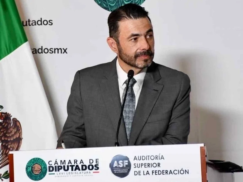 Aureliano Hernández, titular de la ASF, niega ganar más que Sheinbaum. Crédito: Meta / Aureliano Hernández Palacios