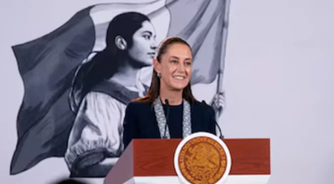 ¿Se acaba el dinero en efectivo en México? La propuesta de Sheinbaum que busca reducir su uso para 2027