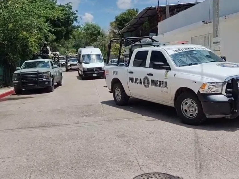 Operativo Enjambre en Tlapa, Chilapa y Atlixtac, Guerrero donde fueron detenidos presuntos policías municipales (especial)