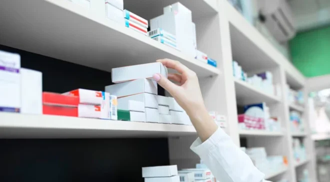 Cofepris alerta por 4 medicamentos falsificados o adulterados, Buscapina y Bedoyecta, entre ellos