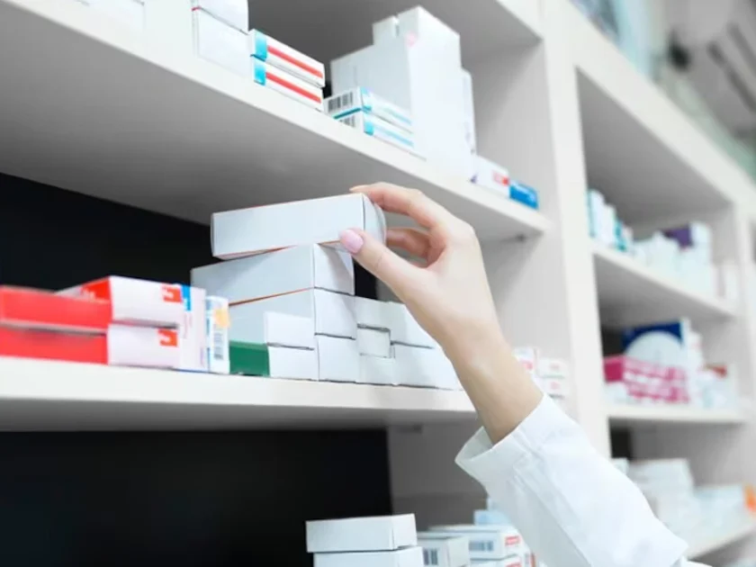 Cofepris alerta por medicamentos falsificados y adulterados. Imagen ilustrativa. Foto: Freepik