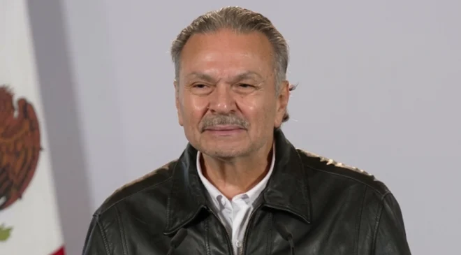 Director de Infonavit explota contra medios de comunicación: “No todos somos iguales, los corruptos son ellos”