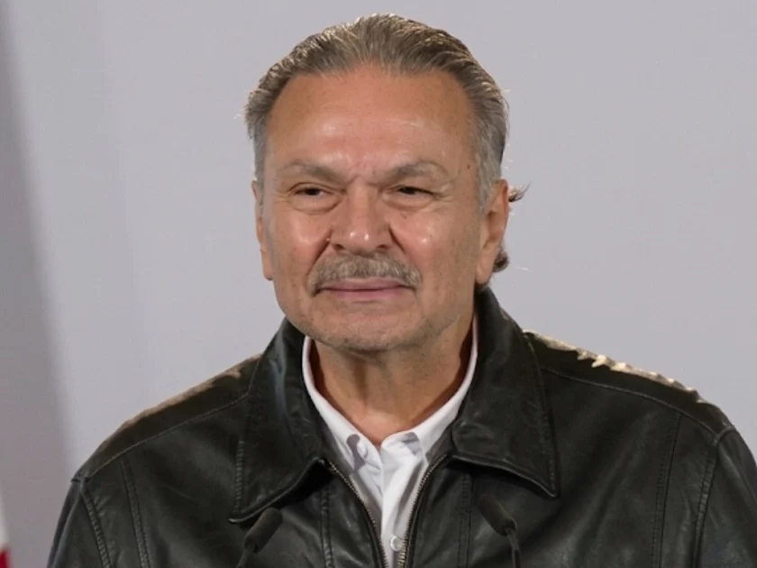 Octavio Romero Oropeza afirma en la mañanera que la comparación difundida por Reforma, El Universal y TV Azteca es incorrecta y expone montos brutos 2025 previos a impuestos para sostenerlo