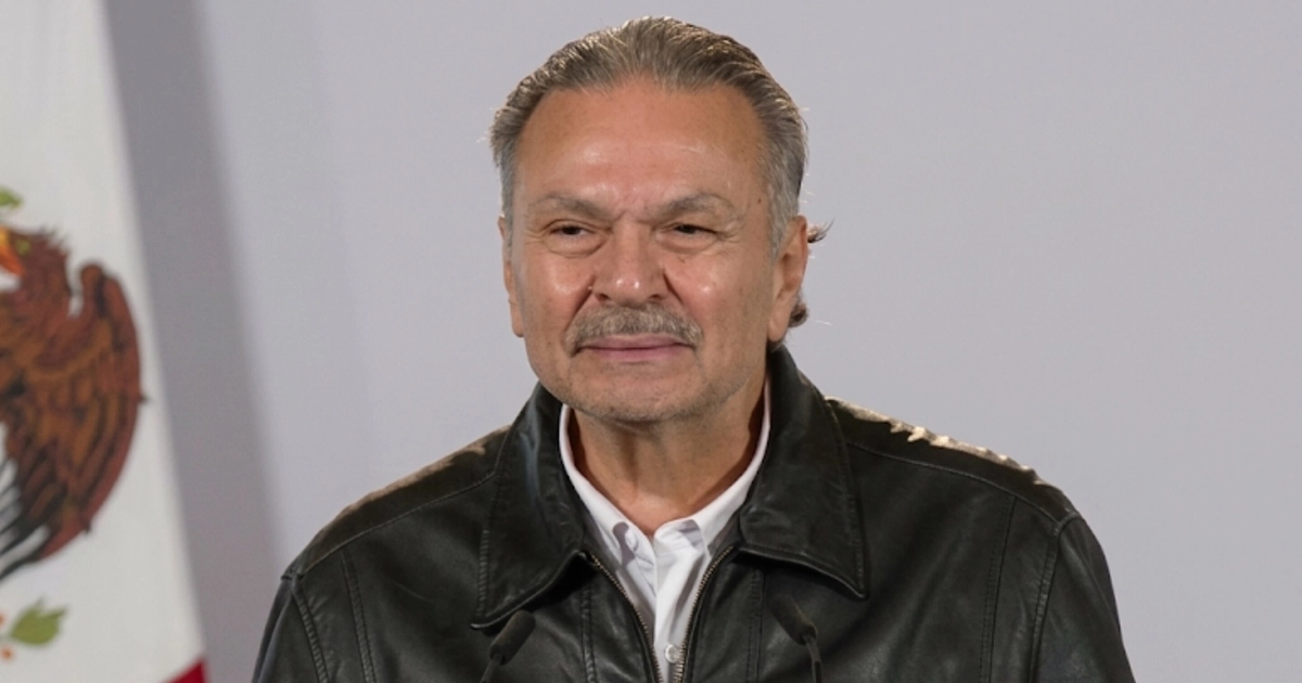 Octavio Romero Oropeza afirma en la mañanera que la comparación difundida por Reforma, El Universal y TV Azteca es incorrecta y expone montos brutos 2025 previos a impuestos para sostenerlo