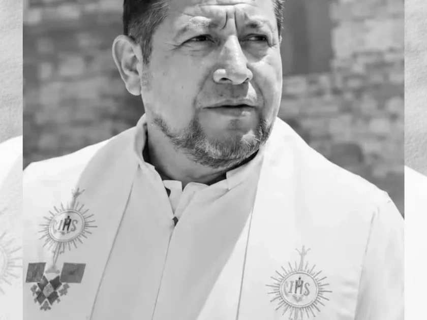 Procuraduría de Justicia de Hidalgo asegura que avanzan las investigaciones sobre el crimen del sacerdote Román N., ocurrido en Lolotla. | Foto: Especial.