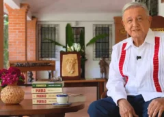 AMLO reaparece con nuevo libro y se lo dedica a Sheinbaum; «la mejor presidenta del mundo», dice