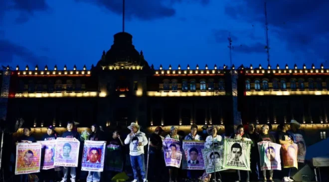 A 12 años de Ayotzinapa, ocho madres y padres murieron sin encontrar a sus hijos; “aquí estaremos hasta que Dios nos preste vida”