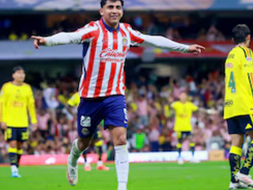 González se perderá algunas semanas con Chivas. REUTERS/Eloisa Sanchez