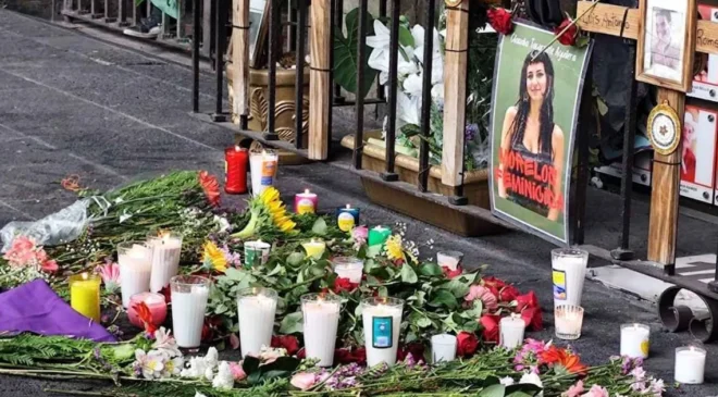 “Que estudiar no nos cueste la vida, Justicia para Claudia”, exigen estudiantes y buscadoras en Morelos; tapizan Palacio de Gobierno con fotos