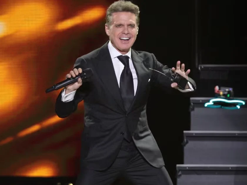 El cantante regresará a los escenarios el próximo año