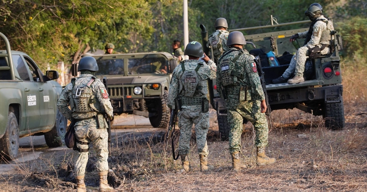 Elementos del Ejército Mexicano mantienen operativos en la zona serrana de Tumbiscatío, Michoacán, donde ocurrió la explosión de una mina antipersona. Credito:cuartoscuro