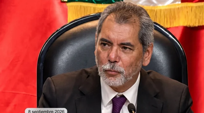Hacienda entrega el Paquete Económico 2027, ajusta a la baja el pronóstico de crecimiento del PIB