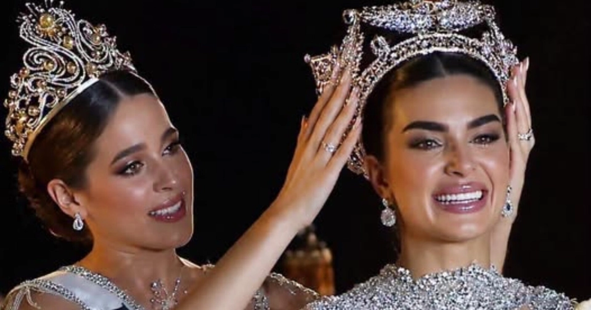 Fátima Bosch incitó a participantes de Miss Universo México a abrazar a la nueva reina María Vargas de Jalisco (RS)