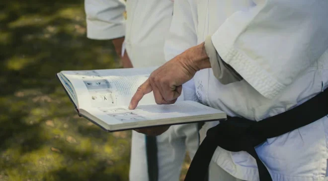 Escuela de karate engaña a sus alumnos con viaje a Japón; familias denuncian presunto fraude millonario