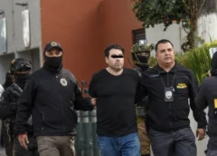 Con lágrimas y en crisis: así reaccionó el asesino del tecladista de Camilo Séptimo y su familia cuando lo arrestaron