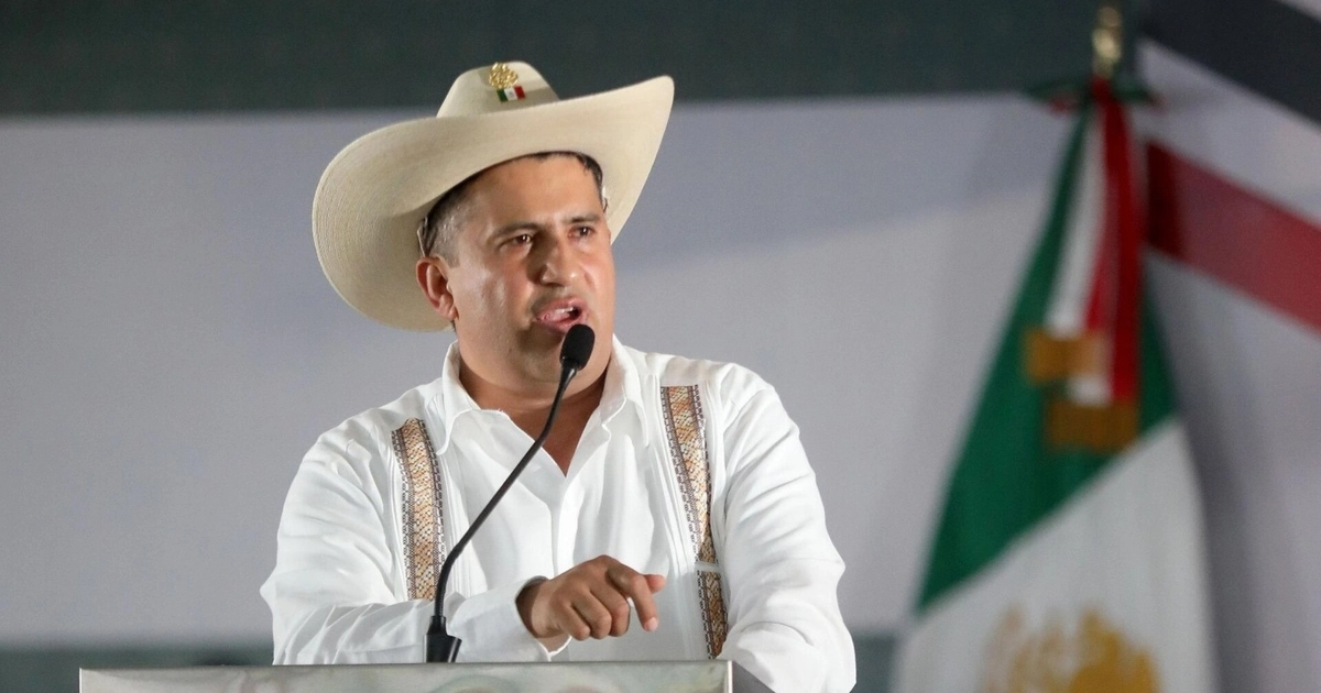 El caso Carlos Manzo vuelve al debate político tras las críticas de Colosio Riojas. (Fb: Carlos Manzo)