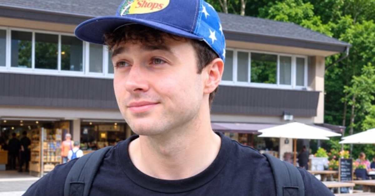 Jacob Coxon trabajó en preentrenamiento en OpenAI y Anthropic, participó en GPT-4o y dejó Anthropic dos meses después de sumarse por su reputación en seguridad (@hilbertspaess)