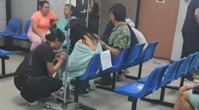Denuncian posible negligencia por parto de paciente en los baños de hospital del IMSS en SLP