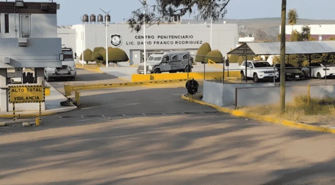 Trasladan a El Altiplano a los ahijados y al escolta de Carlos Manzo