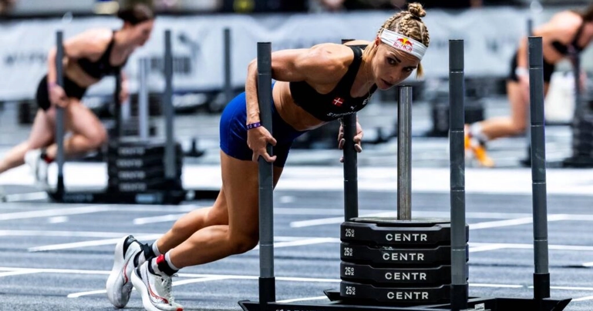 Joanna Wietrzyk se hace del baño en plena competencia. Foto: AFP