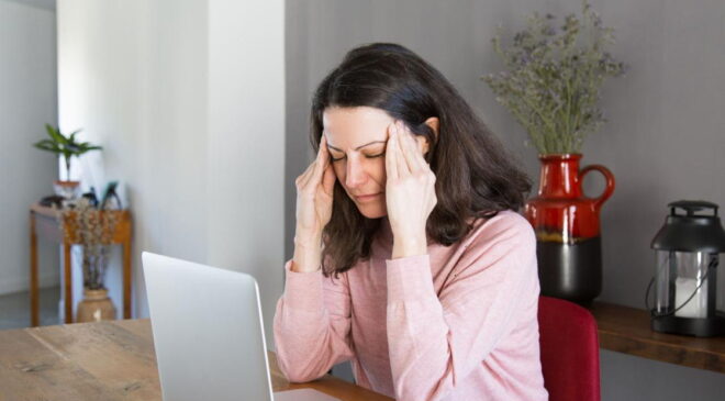 La migraña afecta principalmente a las mujeres y es la primera causa de discapacidad entre las jóvenes