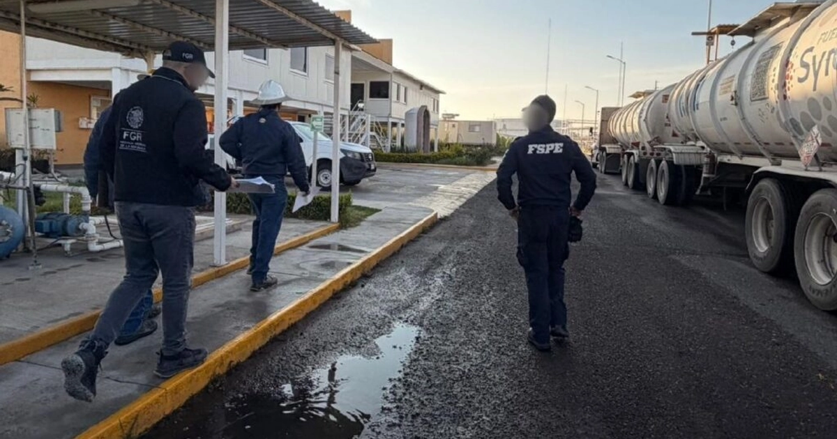 Aseguran 59 millones de litros de huachicol en Guanajuato. Foto:@MauroGonzalezMa