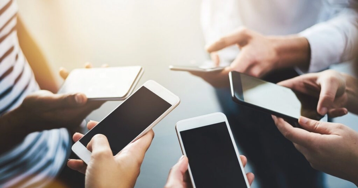 Celulares terminados en 3 deben registrarse. Foto: Getty images